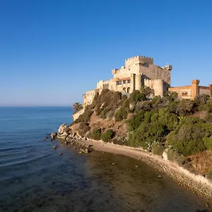 castello-di-falconara.sicilyhotelsitaly.net/