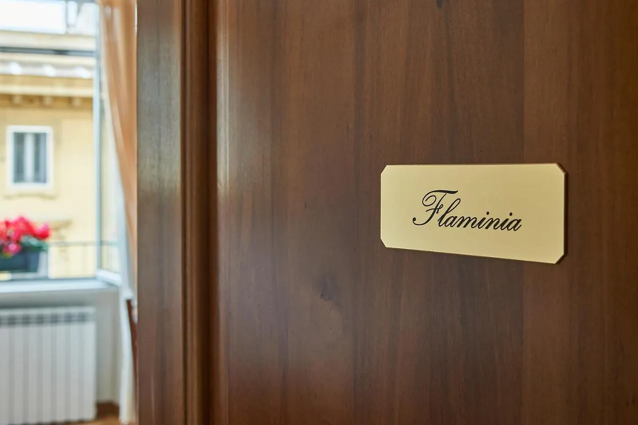 Bed & Breakfast Fabrizio'S Rooms Rome Italy