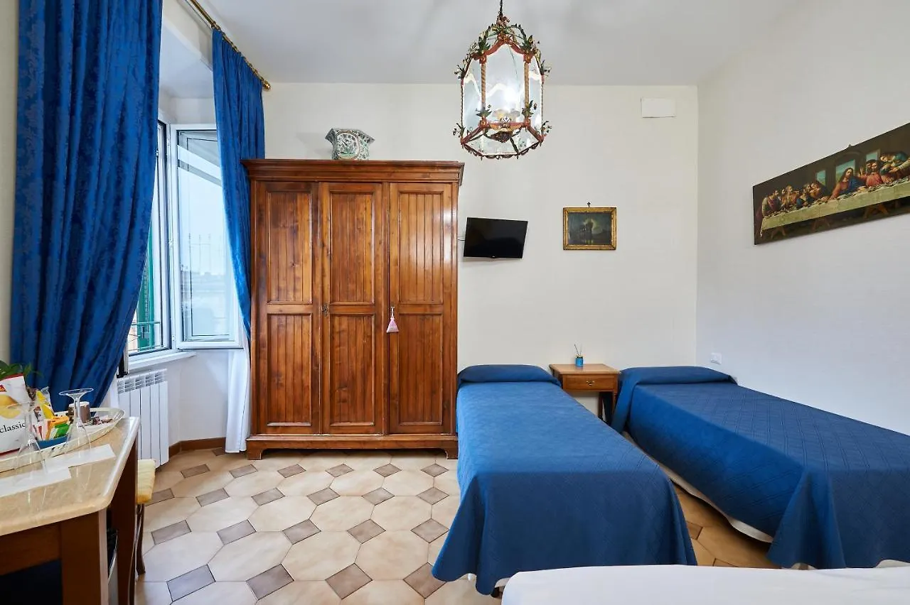 Fabrizio'S Rooms Rome 0*,